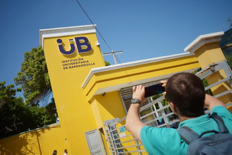 Ministerio de Educación Nacional reconoce a la Institución Universitaria de Barranquilla por la ampliación de cobertura