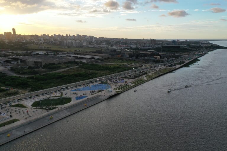 Gran Malecón del Río